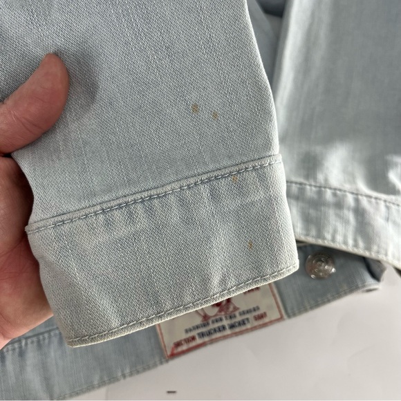 True Religion Denim Jacket Mens XL Blue Light Wash Trucker Hip Hop Y2K Flap Jean - Picture 4 of 11